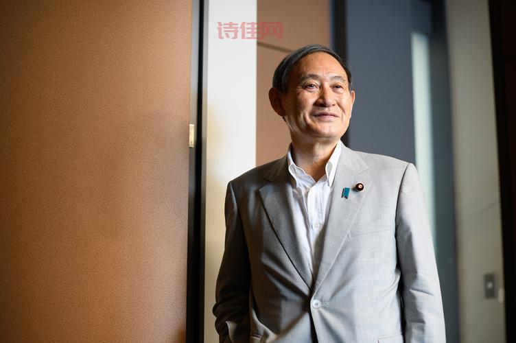 菅义伟正式出任日本新首相，能否带领日本走出经济困境？