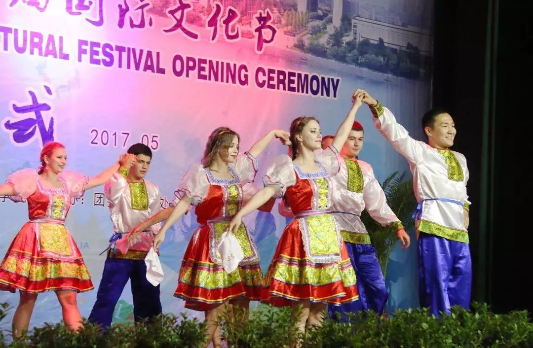 招新丨校学生会国际部等你来！