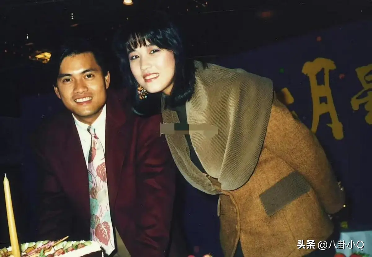 他三个老婆都是大美女，一婚周海媚二婚邝美云，46岁三婚娶到富婆