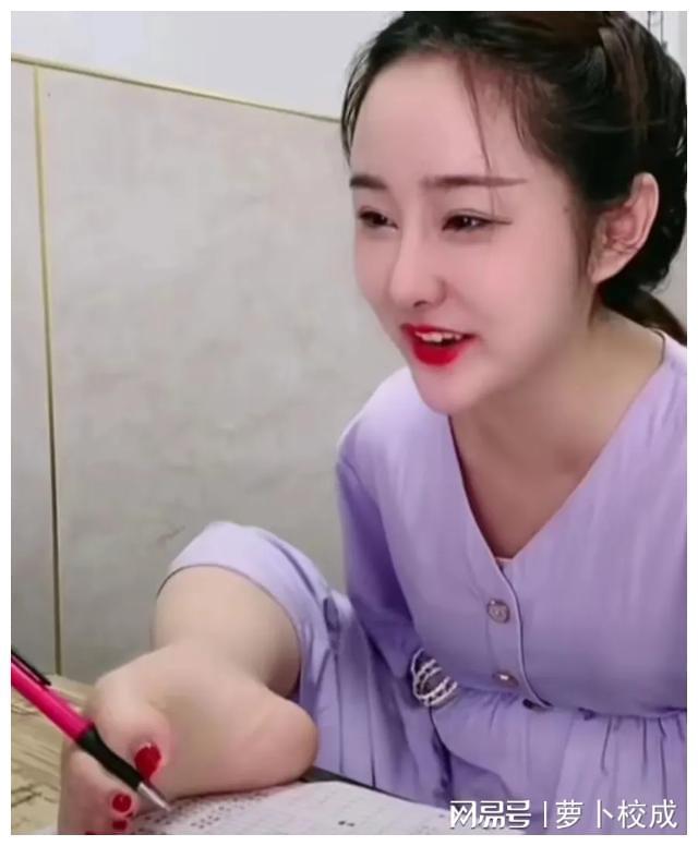 折翼的天使！安徽无臂女孩的绝境逆袭！没有手臂，却依然活的精彩
