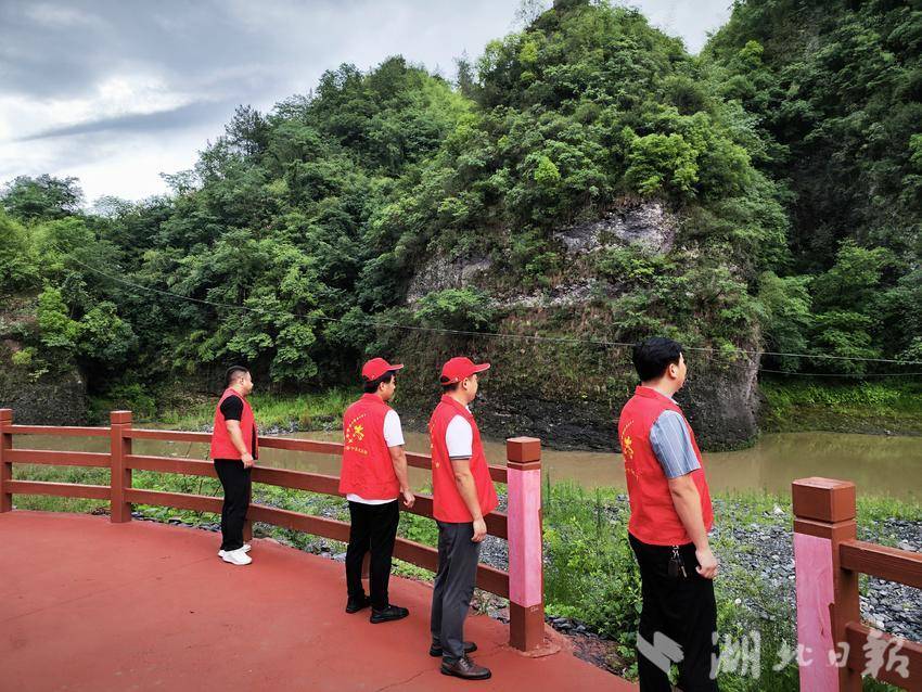 竹山县秦古镇：织密防溺水“安全网” 守护青少年“生命线”