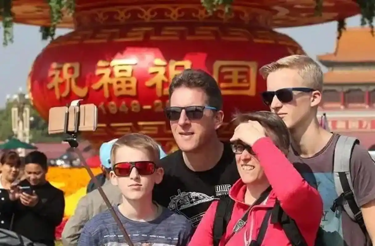2025年东亚旅游大洗牌：中日韩三国凭啥瓜分千万游客？