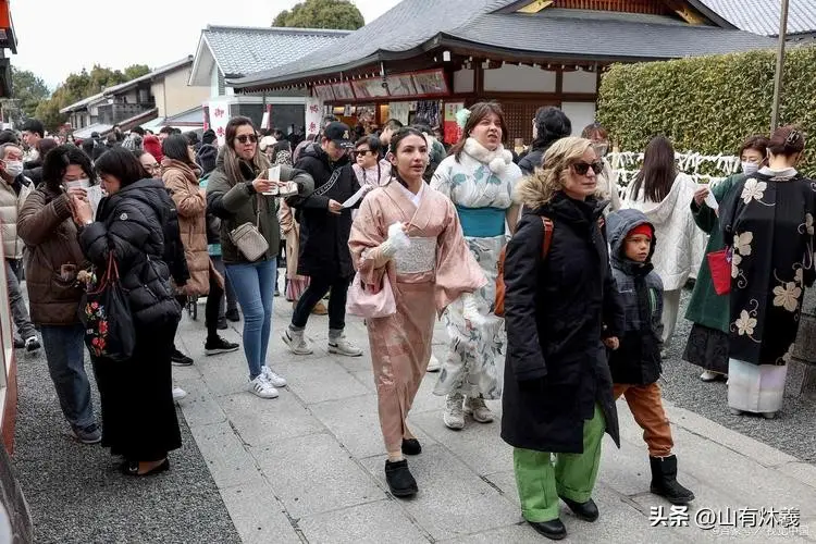 差距明显！中日韩一季度外国游客：日1000万，韩430万，中国呢？