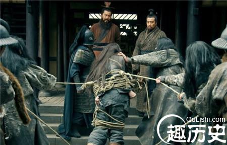 这位东吴猛将打败过吕布！他才是三国第一猛将！