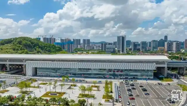 立体城市全球典范：深圳48个重点开发区域打造“镜像之城”