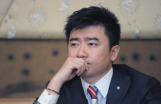 两面三刀、吃里扒外，这三名落马的主持人，曾经个个爆红