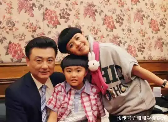 前央视主持王宁现状：住北京豪宅，老到认不出，妻子直播带货翻车
