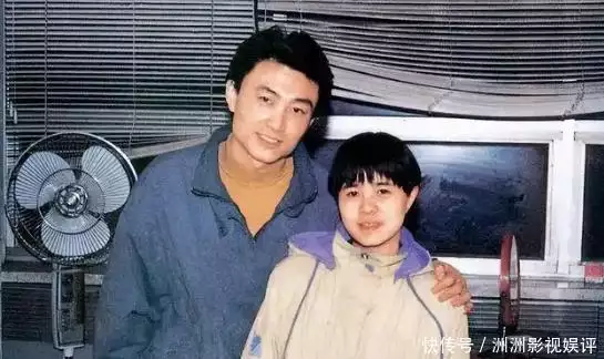 前央视主持王宁现状：住北京豪宅，老到认不出，妻子直播带货翻车
