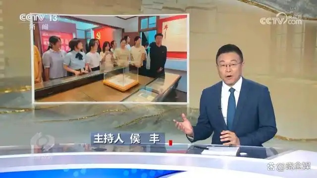 候丰：同一天晚上，刚主持完《焦点访谈》又接着首秀《新闻1+1》