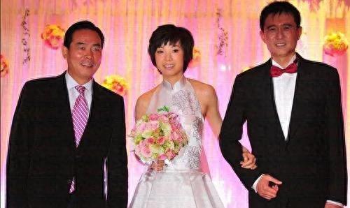 徐威：爱了袁立12年，余生不会辜负小20岁的张怡宁