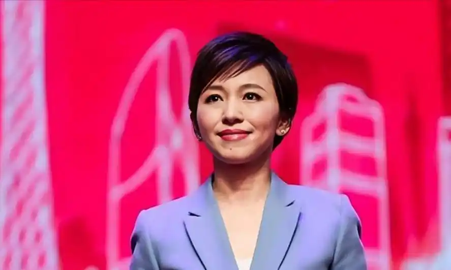 46 岁的欧阳夏丹离开央视后没固定职业且仍然单身