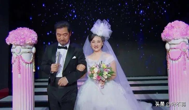 邓婕：半生都在卑微的爱张国立，那是她的命！孩子是她最大的遗憾