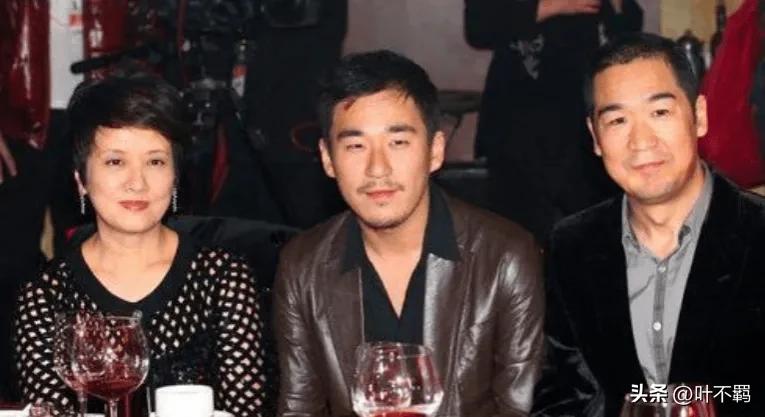 邓婕：半生都在卑微的爱张国立，那是她的命！孩子是她最大的遗憾
