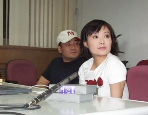 富商徐威：分手袁立后转身娶张怡宁，拿下"大魔王"，全靠岳母撑腰