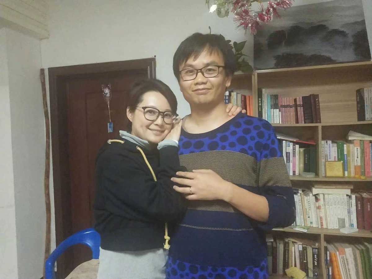 袁立：嫁给了外国人，才会知道中国男人的好，三婚终于收获幸福