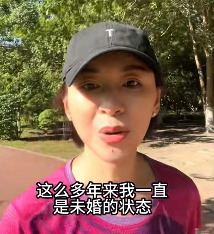 主持人欧阳夏丹，离开央视后几乎没有固定的职业，46岁还是单身