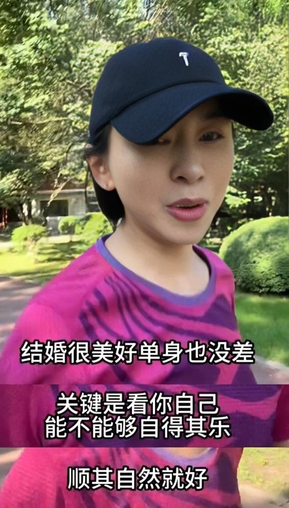 主持人欧阳夏丹，离开央视后几乎没有固定的职业，46岁还是单身