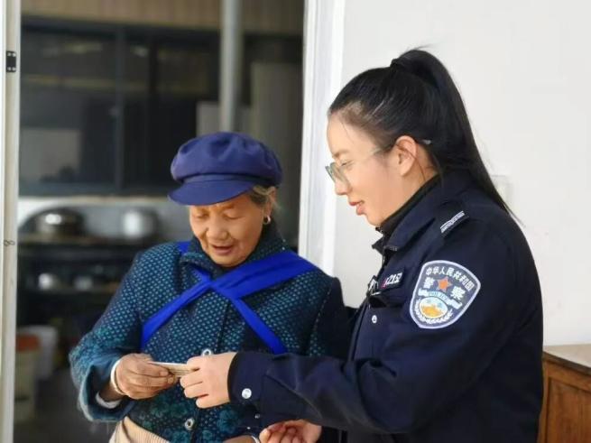 丽江迎来二代身份证换领高峰！这份办证指南请收好