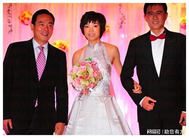张怡宁：嫁大20岁富豪丈夫不被看好，如今都被丈夫宠上天