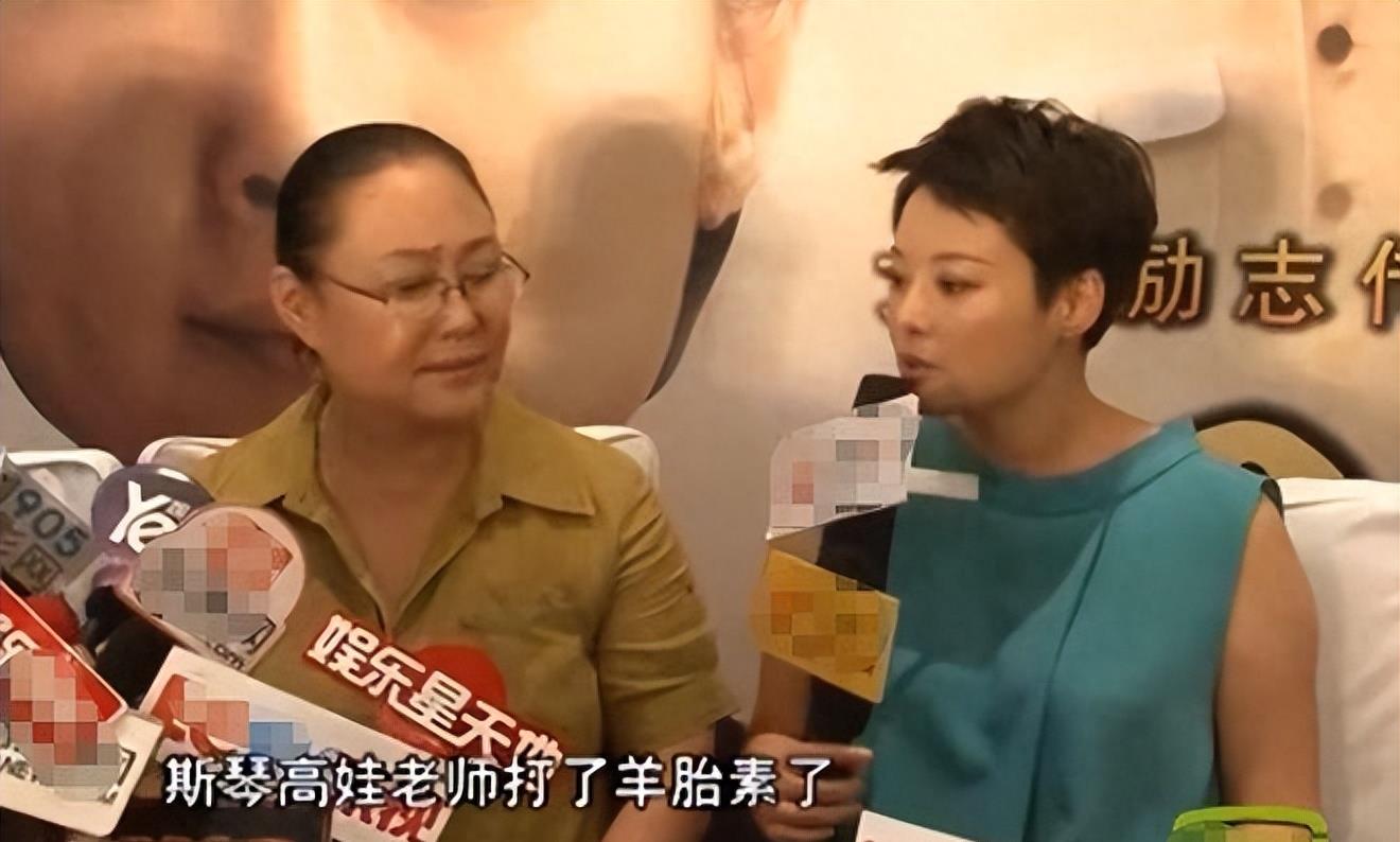 袁立：被富豪宠12年仍不愿结婚，现50岁嫁穷诗人