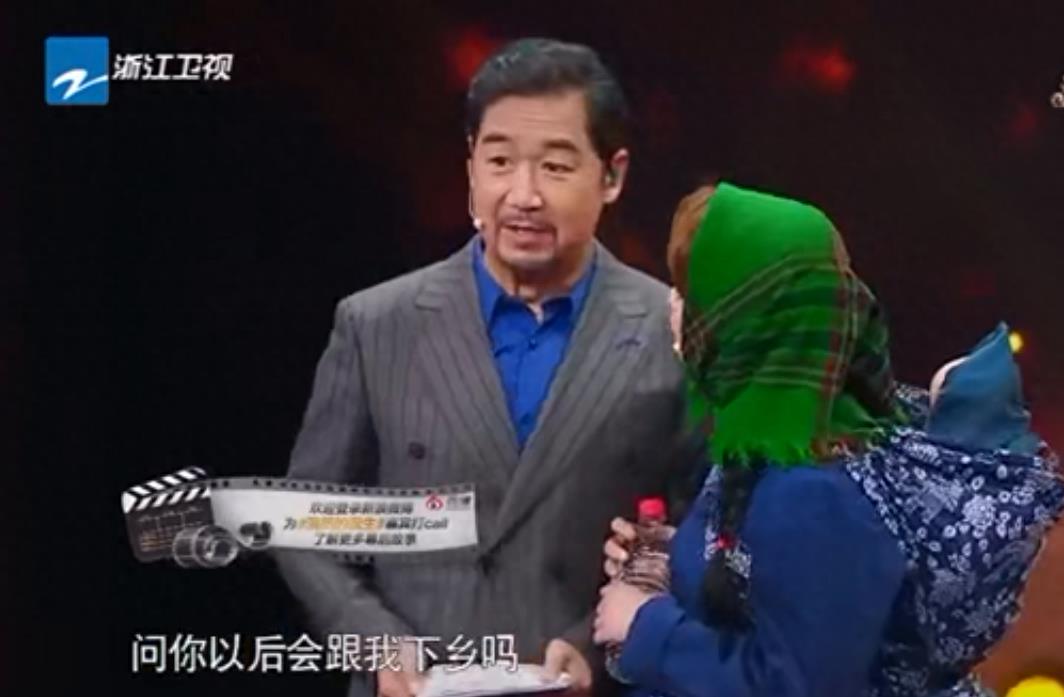 袁立：被富豪宠12年仍不愿结婚，现50岁嫁穷诗人