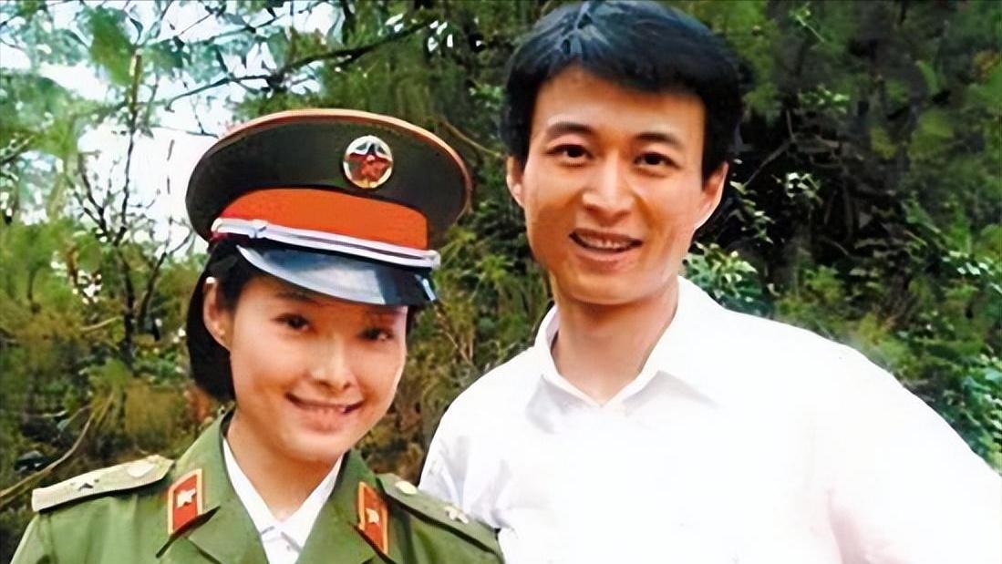 与袁立分手的徐威，娶到张怡宁后，如今过得怎样？