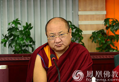 甘孜州佛协第十八次会长扩大会议暨培训会在康定召开