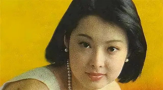 事实证明，6年前被吐槽“疯女人”的袁立，才是真的人间清醒