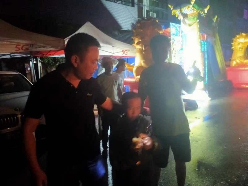 衡阳一“熊孩子”独自骑车外出失联，警民合力6小时找回