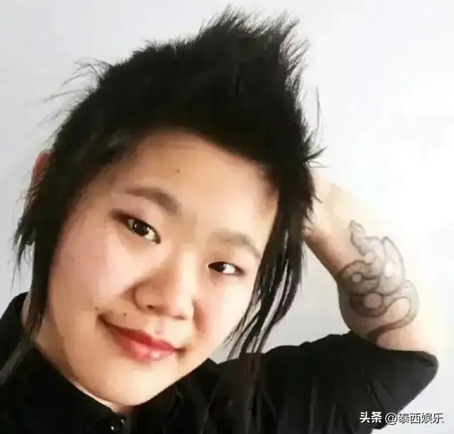 毕福剑女儿被批不男不女，肌肉发达像猛男，将父亲老脸“丢光了”