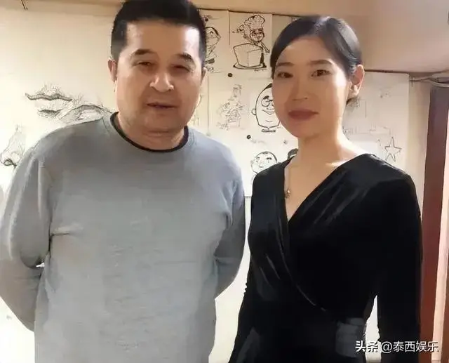 毕福剑女儿被批不男不女，肌肉发达像猛男，将父亲老脸“丢光了”