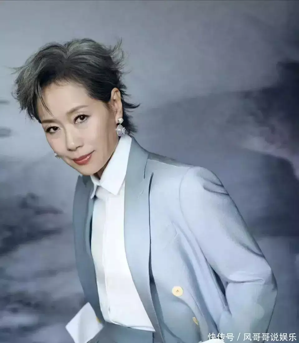 叶童宣布退出《新白娘子传奇演唱会》：有些美好只能留在回忆里