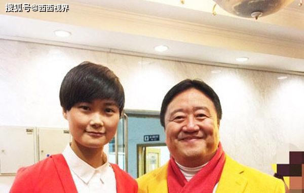 春晚最强钉子户：19年笑脸背后隐藏着凄苦人生