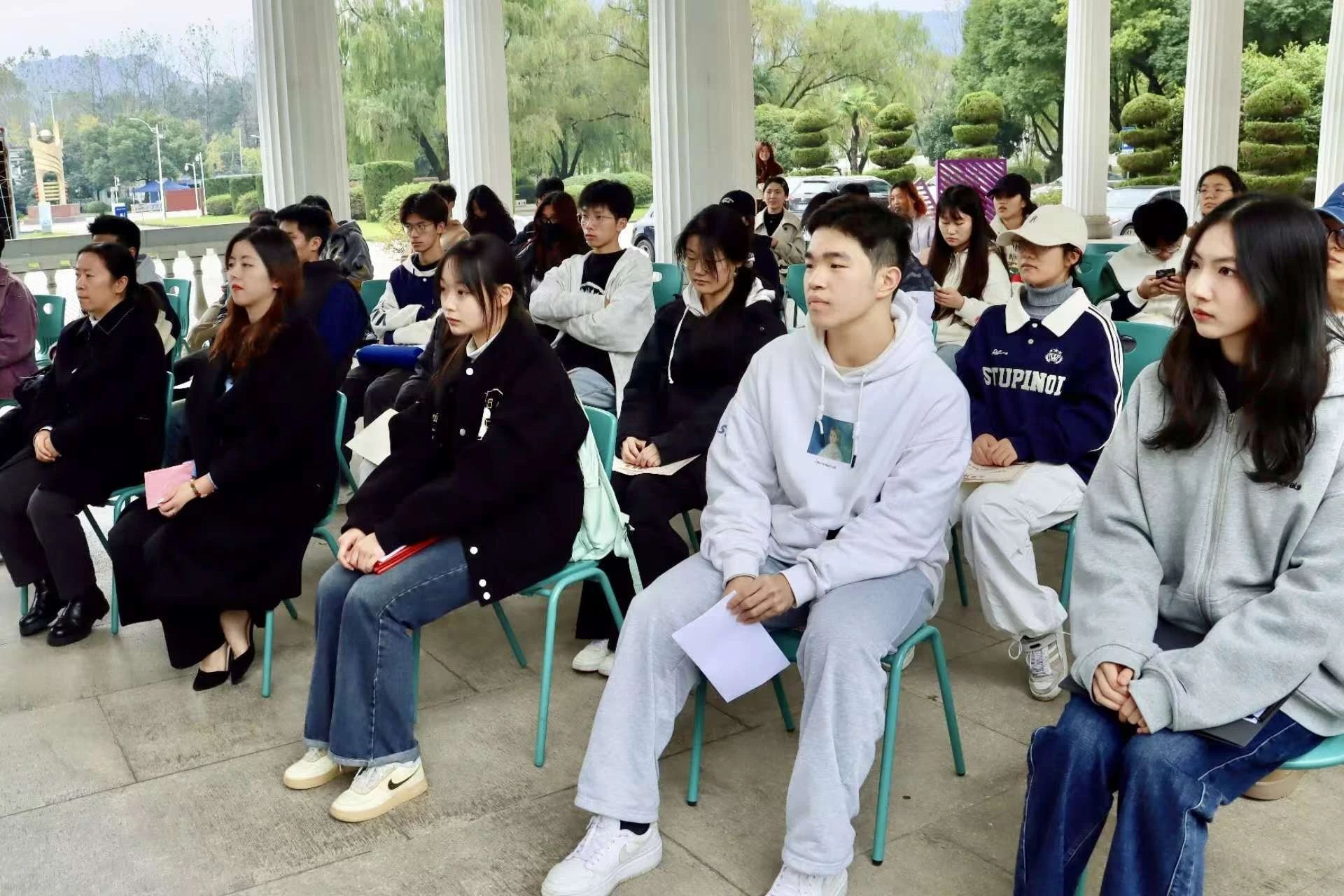 奋斗成就梦想，运动助力未来