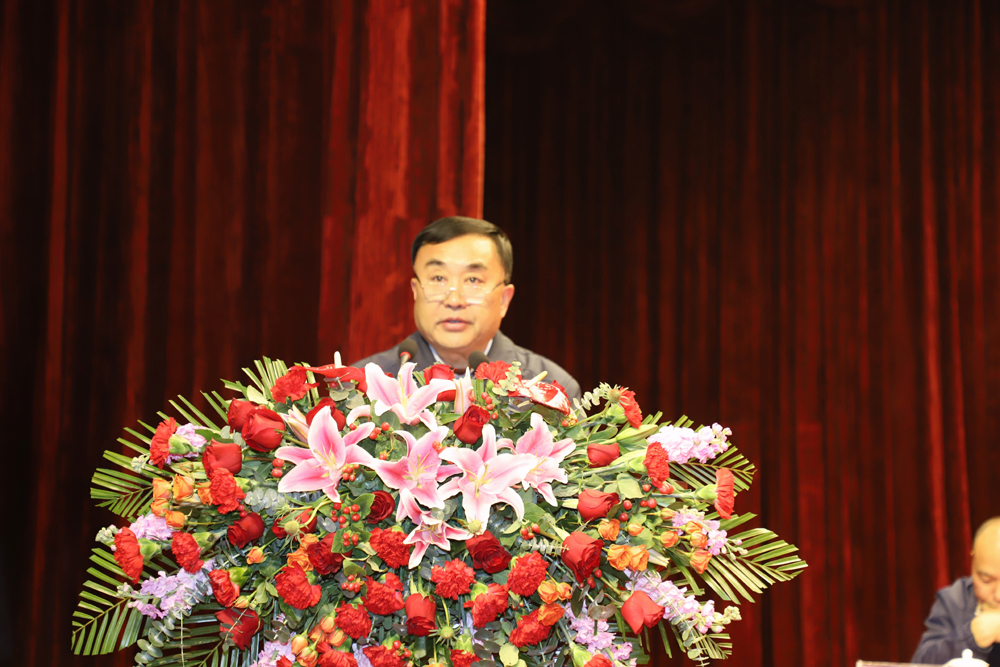 安徽华源医药集团召开2024年度工作总结暨表彰大会