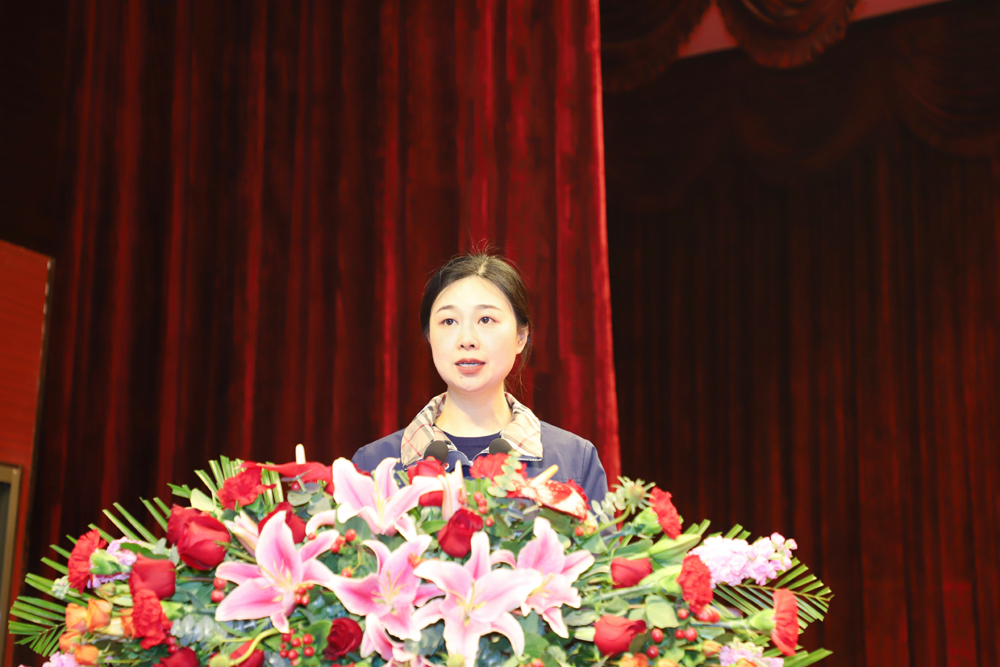 安徽华源医药集团召开2024年度工作总结暨表彰大会