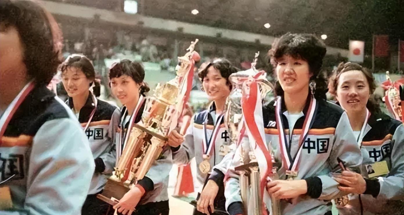 "笑面黑娃"梁艳:女排5连冠功臣,师从袁伟民,退役后经商身家过亿