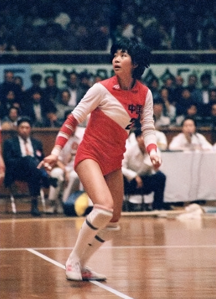 女排“五冠王”梁艳：师从袁伟民，嫁给球迷只是为了爱情