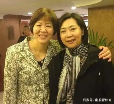 梁艳女排唯一一位5连冠队员，郎导的闺蜜，家庭幸福现身价上亿