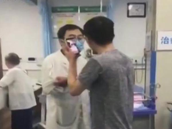 男子凌晨大闹医院要求给狗看急诊 被拒后威胁医生