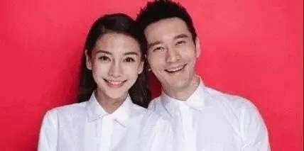有一种结婚照叫“男右女左”，张若昀唐艺昕与众不同，原因太暖心