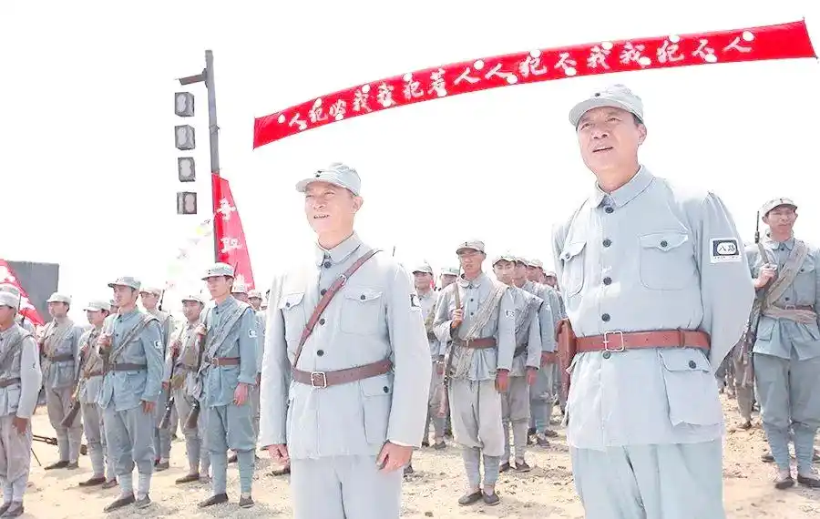 电视剧《大秧歌》大结局圆满落幕，观众热议爱国情怀与精彩演技