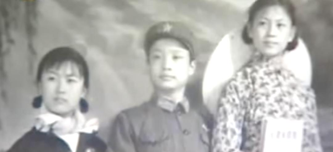 登上春晚12次后，他突然隐退，陪妻抗癌32年：他们的爱情，打脸娱乐圈多少人？