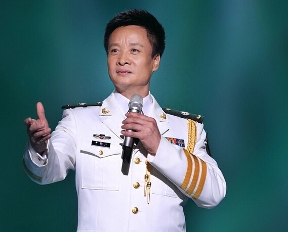 “小白杨”阎维文：25岁娶初恋，陪女子抗病15年，相濡以沫39年