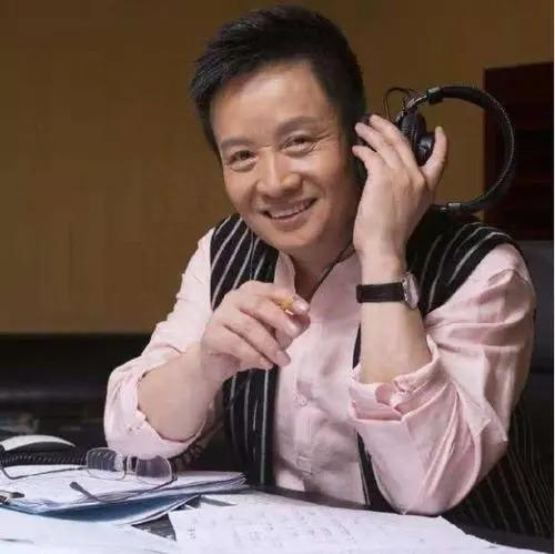 “小白杨”阎维文：25岁娶初恋，陪女子抗病15年，相濡以沫39年