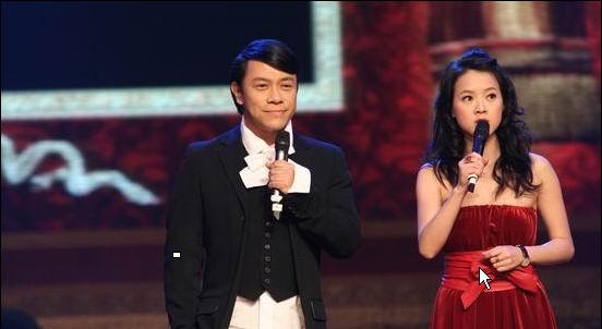 周杰伦晚会现场舞大刀 吴宗宪周杰伦PK对打又对唱