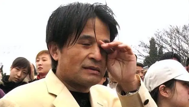 曝毕福剑是正常退休！没有陋居农村开三轮，目前有两个赚钱项目