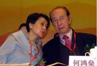 给赌王擦身受宠，带2亿嫁妆找老实人的五太郑咏诗，现状如何
