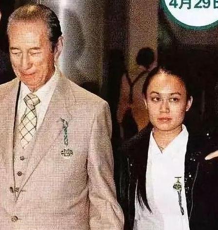 给赌王擦身受宠，带2亿嫁妆找老实人的五太郑咏诗，现状如何