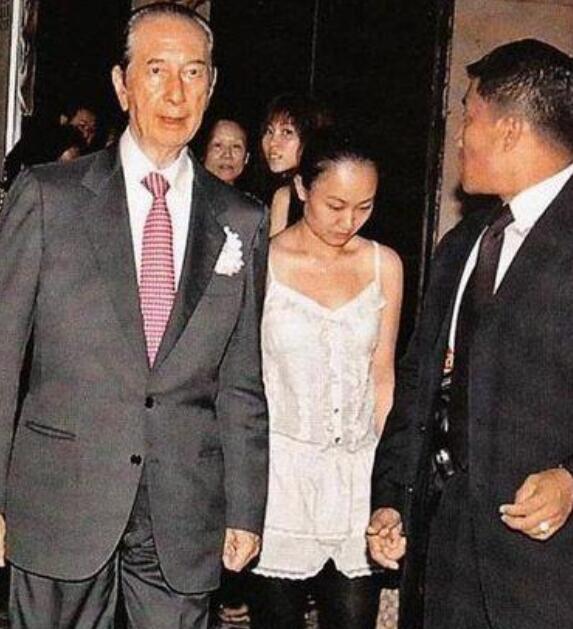 当年差点成为“五太”的郑咏诗，如今怎么样了？